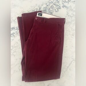J Crew Slim Stretch Men’s 35x32 Chino Pants 5 Pockets Classic Burgundy EUC